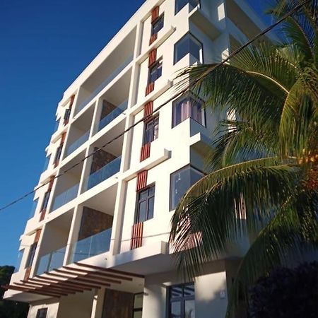Flic-en-Flacq Kensington Square Luxury Apartment מראה חיצוני תמונה